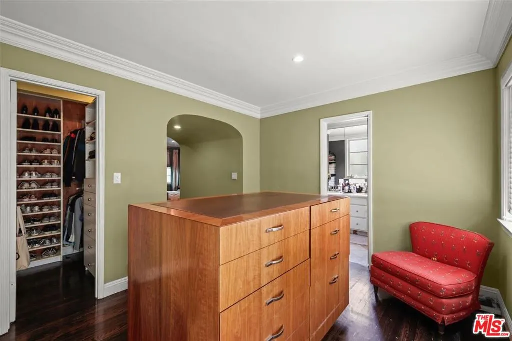 2515 N Commonwealth Avenue, Los Angeles, California 90027 home-pic-14